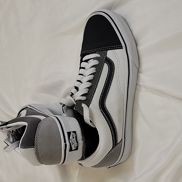 Women's Van's athletic shoes - Picture 5 of 9